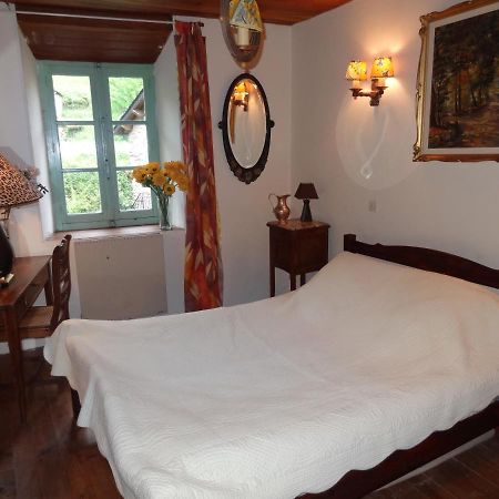 Le Ginestous Bed and Breakfast Le Soulié Exteriör bild